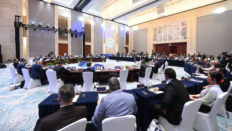 1728226828798180.jpg 1699336754649359.jpg