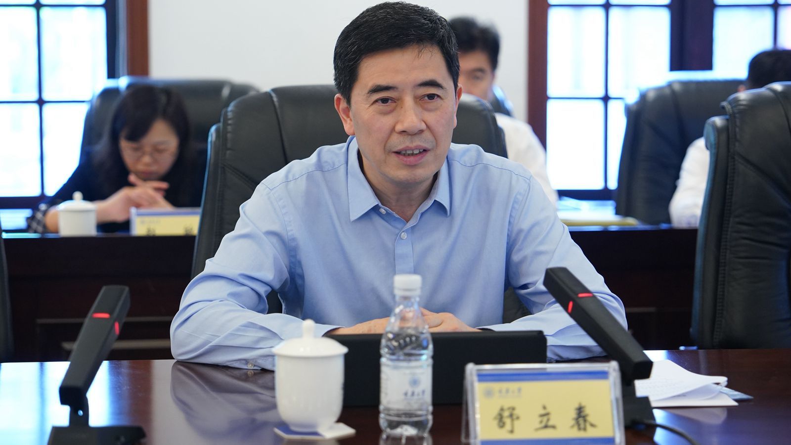 20240531-黨校辦-重慶高速公路集團(tuán)有限公司重慶大學(xué)戰(zhàn)略合作協(xié)議簽署儀式 (8)_副本.jpg